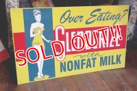 dp-181101-21 SLENDERIZE NONFAT MILK / 1950's Metal Sign