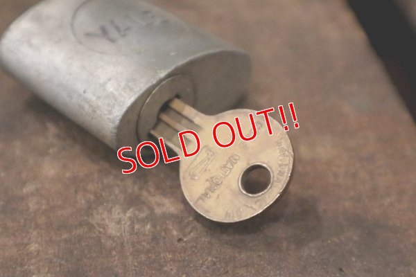 画像5: dp-181101-36 YALE / Vintage Padlock