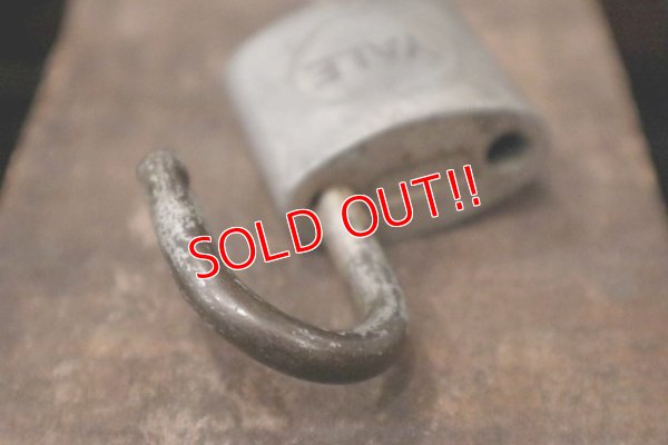 画像4: dp-181101-36 YALE / Vintage Padlock