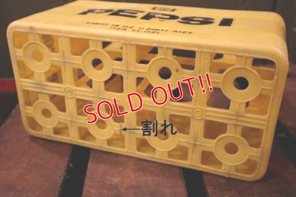 画像10: dp-180801-06 PEPSI / Plastic Bottle Carrier