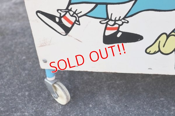 画像13: ct-181101-135 Raggedy Ann & Andy / 1970's Toy Box Cart