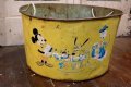 ct-181203-54 Walt Disney / Vintage Toy Tub