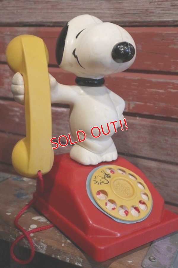 画像1: ct-190101-58 Snoopy / Hasbro 1980's Whirl N' Twirl Phone