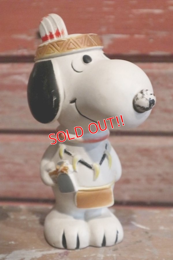 画像1: ct-1902021-06 Snoopy / 1980's Vinyl Squeak Toy "Indian"