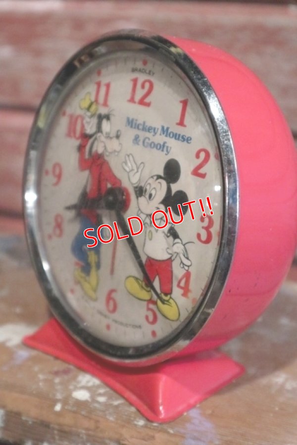 画像3: ct-190101-60 Mickey Mouse & Goofy / Bradley 1970's Alarm Clock