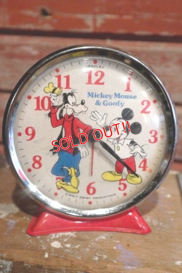 画像1: ct-190101-60 Mickey Mouse & Goofy / Bradley 1970's Alarm Clock