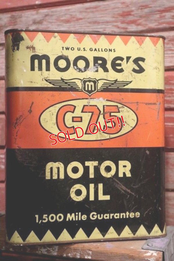 画像2: dp-190201-44 MOORE'S / C-75 2 U.S.Gallon Motor Oil Can