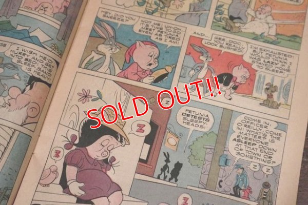 画像3: bk-120815-11 Porky Pig and Bugs Bunny / Gold Key 1974 Comic