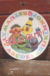 ct-1902021-111 Sesame Street / 1970's Plastic Plate