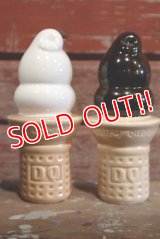 nt-180701-01 Dairy Queen / 2002 Cones Salt & Peper