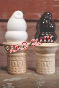 nt-180701-01 Dairy Queen / 2002 Cones Salt & Peper