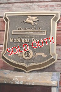 dp-190401-08 【↓30%OFF!! PRICE DOWN↓】Mobilgas Dealer Vintage Award Shield