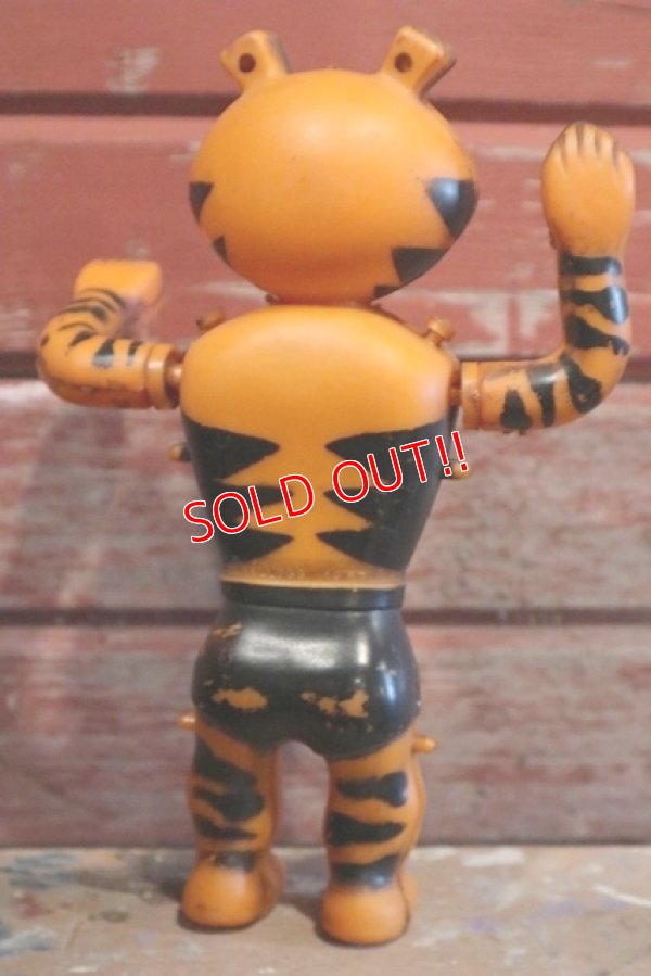 画像6: ct-190401-38 Kellogg's / Tony the Tiger 1967 Swimmer Toy
