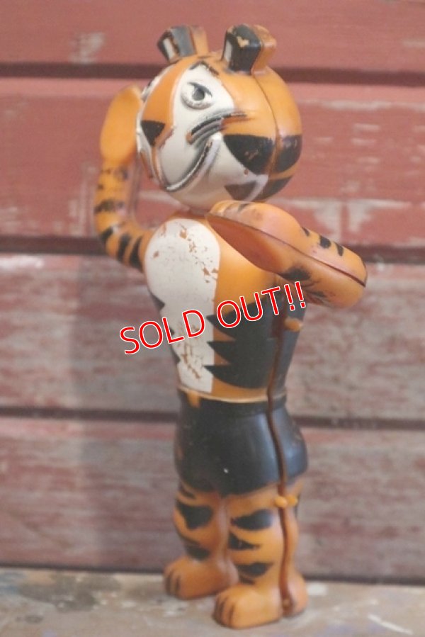 画像4: ct-190401-38 Kellogg's / Tony the Tiger 1967 Swimmer Toy