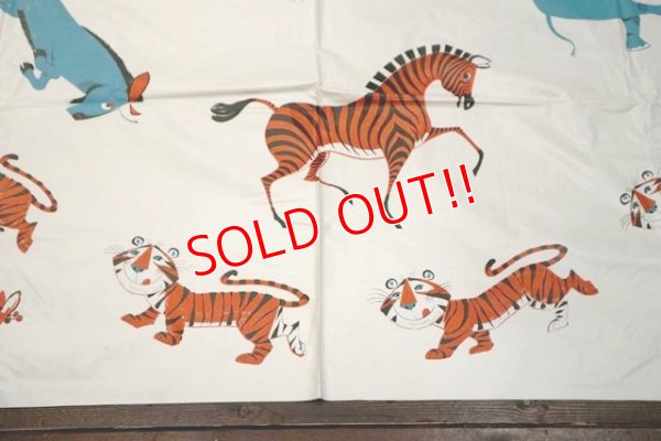 画像5: ct-190401-12 Kellogg's / Tony the Tiger 1960's Vinyl Table Sheet