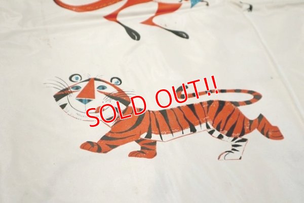 画像6: ct-190401-12 Kellogg's / Tony the Tiger 1960's Vinyl Table Sheet