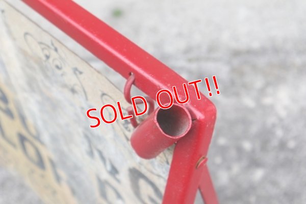 画像10: ct-190401-05 Reddy Kilowatt / 1950's-1960's Stand Sign "Helping Build Florida"