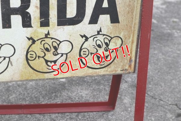 画像4: ct-190401-05 Reddy Kilowatt / 1950's-1960's Stand Sign "Helping Build Florida"