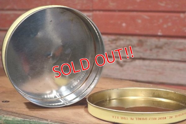 画像6: dp-190402-18 Pennsylvania Dutch / Hand Made Butter Mint Vintage Tin Can