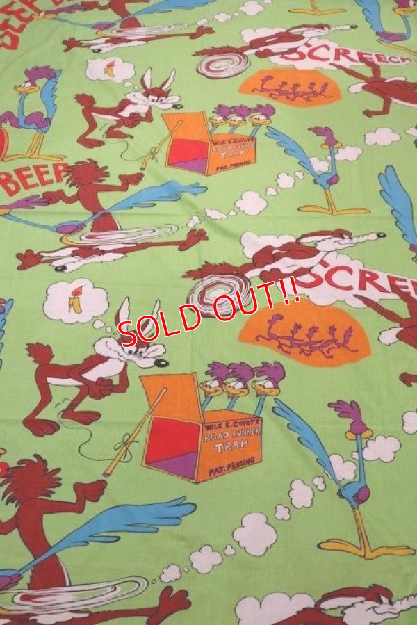 画像1: ct-190401-39 Road Runner & Wile E. Coyote / 1970's Flat Sheet (Twin)