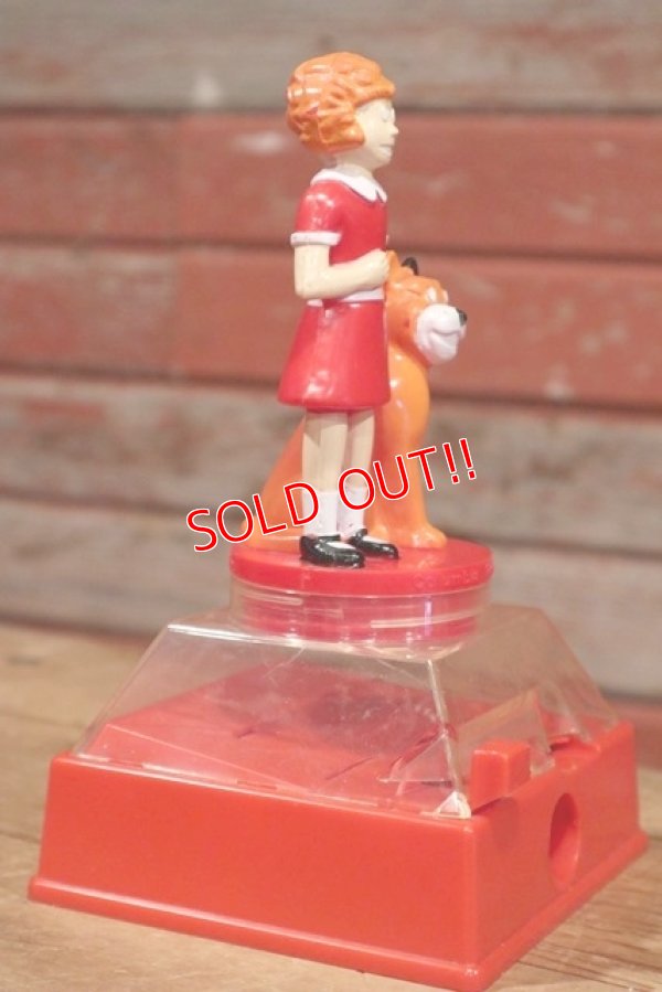 画像3: ct-190501-43  Little Orphan Annie & Sandy / 1981 Gumball Bank