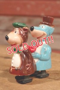 ct-190605-72 Yogi Bear & Huckleberry Hound / 1950's Ramp Walker