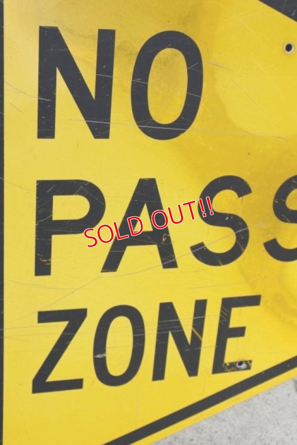 画像2: dp-190601-17 Road Sign "NO PASSING ZONE"