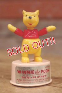 ct-160901-151 Winnie the Pooh / Kohner Bros 1970's Mini Push Puppet