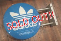 dp-190701-31 adidas ORIGINALS / Store Display Sign