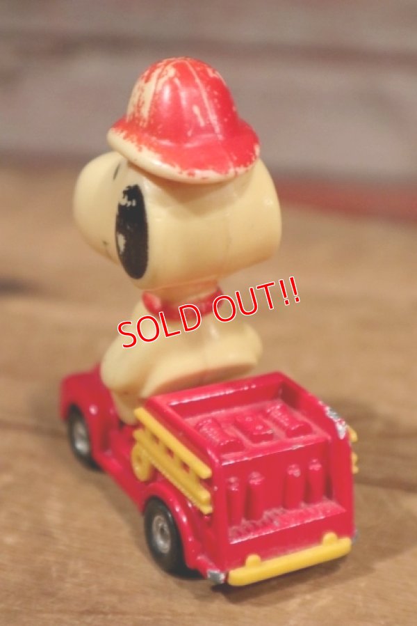 画像4: ct-190801-02 Snoopy / AVIVA 1970's Die Cast Car "Fire Engine"