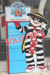 ct-190801-41 McDonald's / Hamburgler Play Place Sign