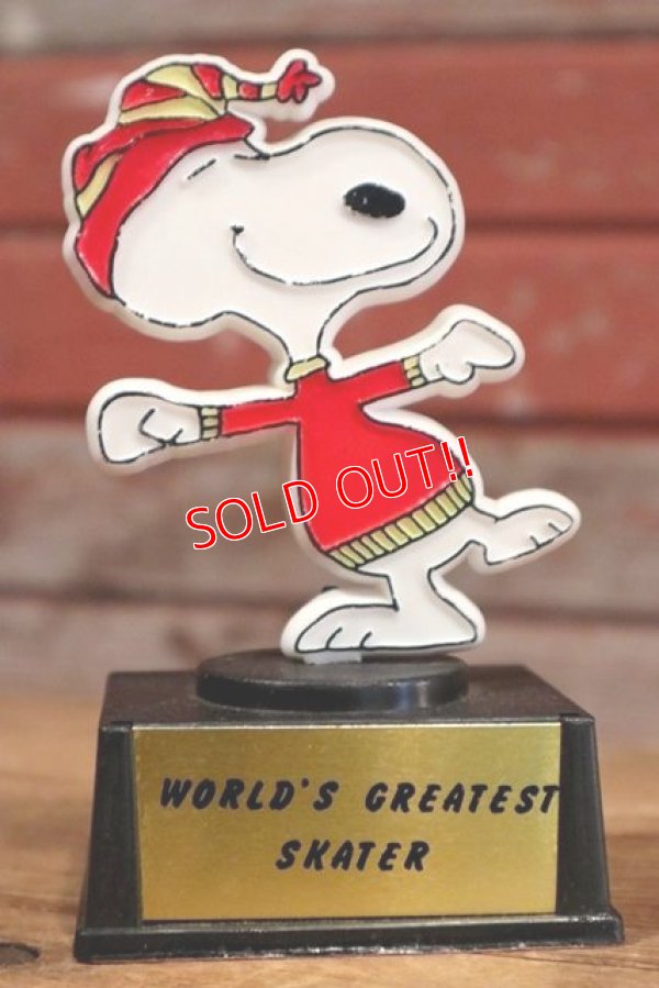 画像1: ct-190801-07 Snoopy / AVIVA 1970's Trophy " World's Greatest Skater"
