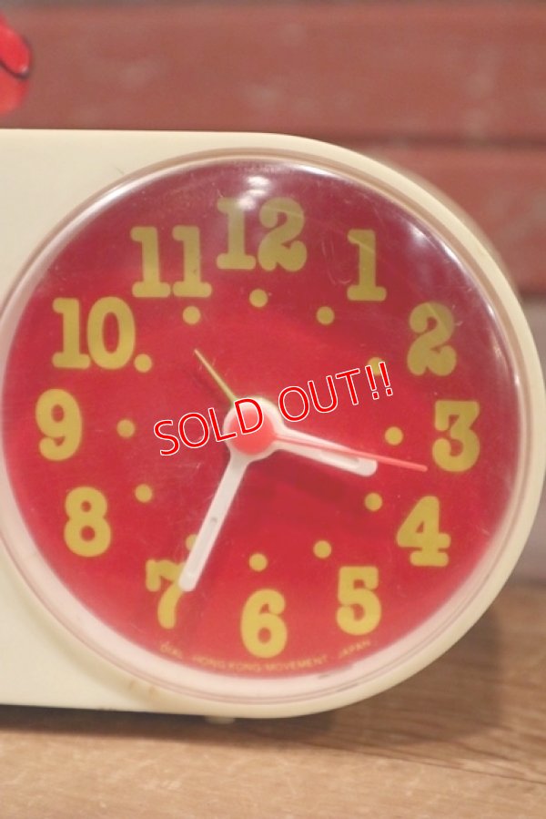 画像5: ct-190905-64 Mickey Mouse / 1970's-1980's Alarm Clock Radio