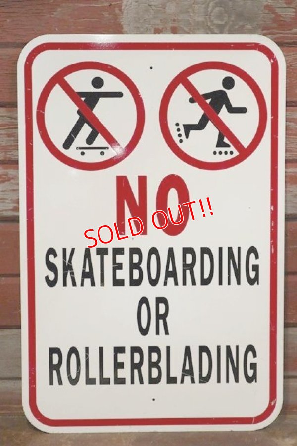 画像1: dp-190901-42 Road Sign "NO SKATEBOARDING or ROLLERBLADING"