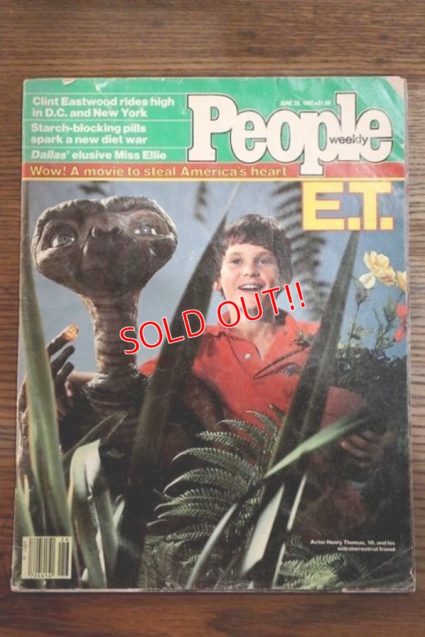 画像1: ct-160301-11 E.T / Weekly People JUNE 28,1982