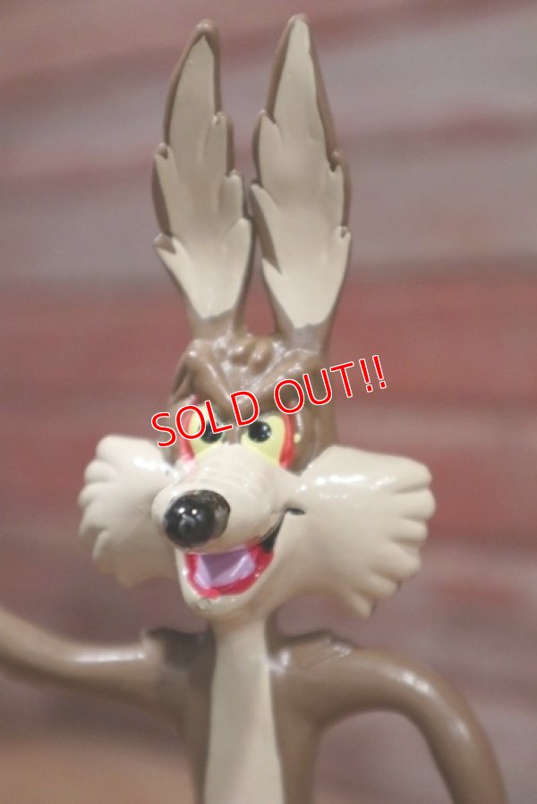 画像2: ct-191001-14 Wile E. Coyote / 1988 Bendable Figure