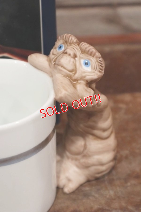 画像2: ct-190905-32 E.T. / AVON 1983 Porcelain Figurine and Holder Mug