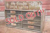 dp-190901-04 Vintage Shoe Laces Rack