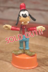 ct-191001-77 Goofy / Gabriel 1970's Push Puppet