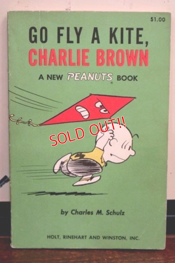 画像1: ct-191001-110 PEANUTS / 1960's Comic "Go Fly a Kite,Charlie Brown"