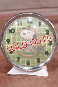 ct-191101-26  Snoopy / Equity 1980's Alarm Clock