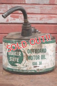 dp-191101-10 QUAKER STATE / 2 1/2 Gallons Outboard Motor Oil Can
