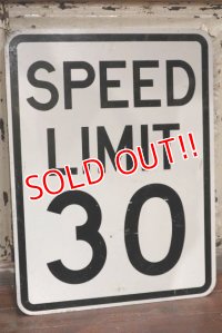 dp-191101-33 Road Sign "SPEED LIMIT 30"