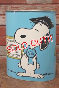 ct-191201-14 Snoopy & Charlie Brown / CHEINCO 1970's Trash Box