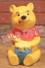 ct-191201-03 Winnie the Pooh / 1970's Paper Mash Coin Bank