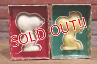 ct-120523-71 Snoopy & Woodstock / 1970's Soap Set