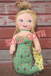 ct-191211-09 Chicken of the Sea / MATTEL 1974 Mermaid Rag Doll