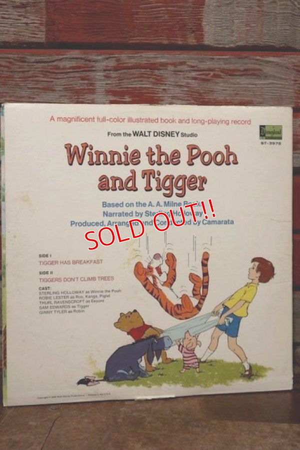 画像9: ct-191211-73 Winnie the Pooh and the honey tree 1970's Record & Book