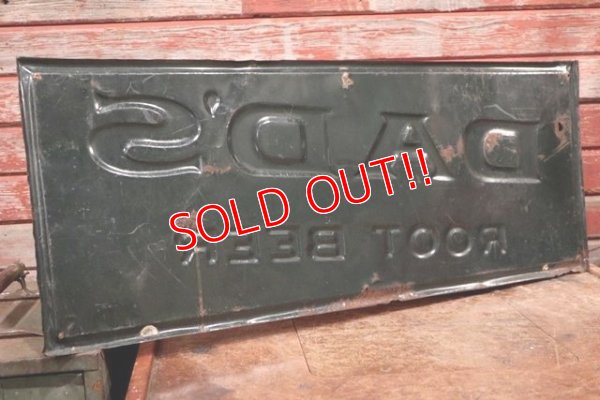画像10: dp-190605-04 DAD'S ROOT BEER / 1950's Metal Sign