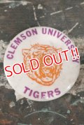 dp-200301-06 Clemson University Tigers / Vintage College Pinback